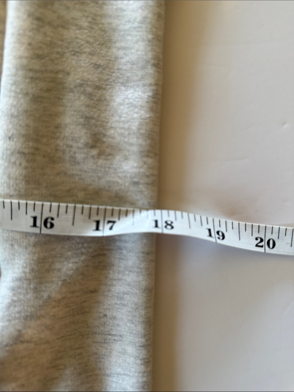 Athleta Coaster Luxe Sweatshirt Pullover
Dress Light Heathered Gray Size Small - Picture 10 of 13